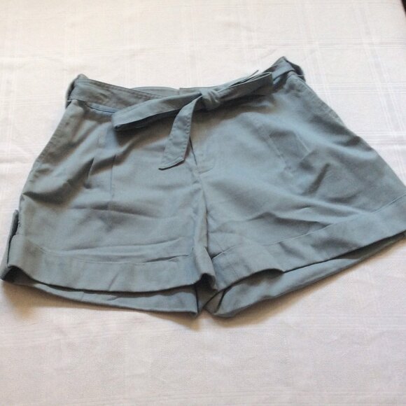Early 2000 blue Marc Jacobs paper bag waist shorts, size 10, icy blue - Picture 1 of 3